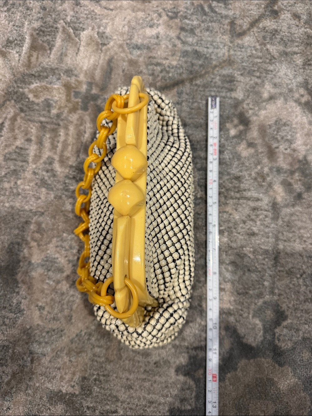Whiting & Davis Cream Mesh Clutch with Yellow Frame & Chain - Picture 3 of 5
